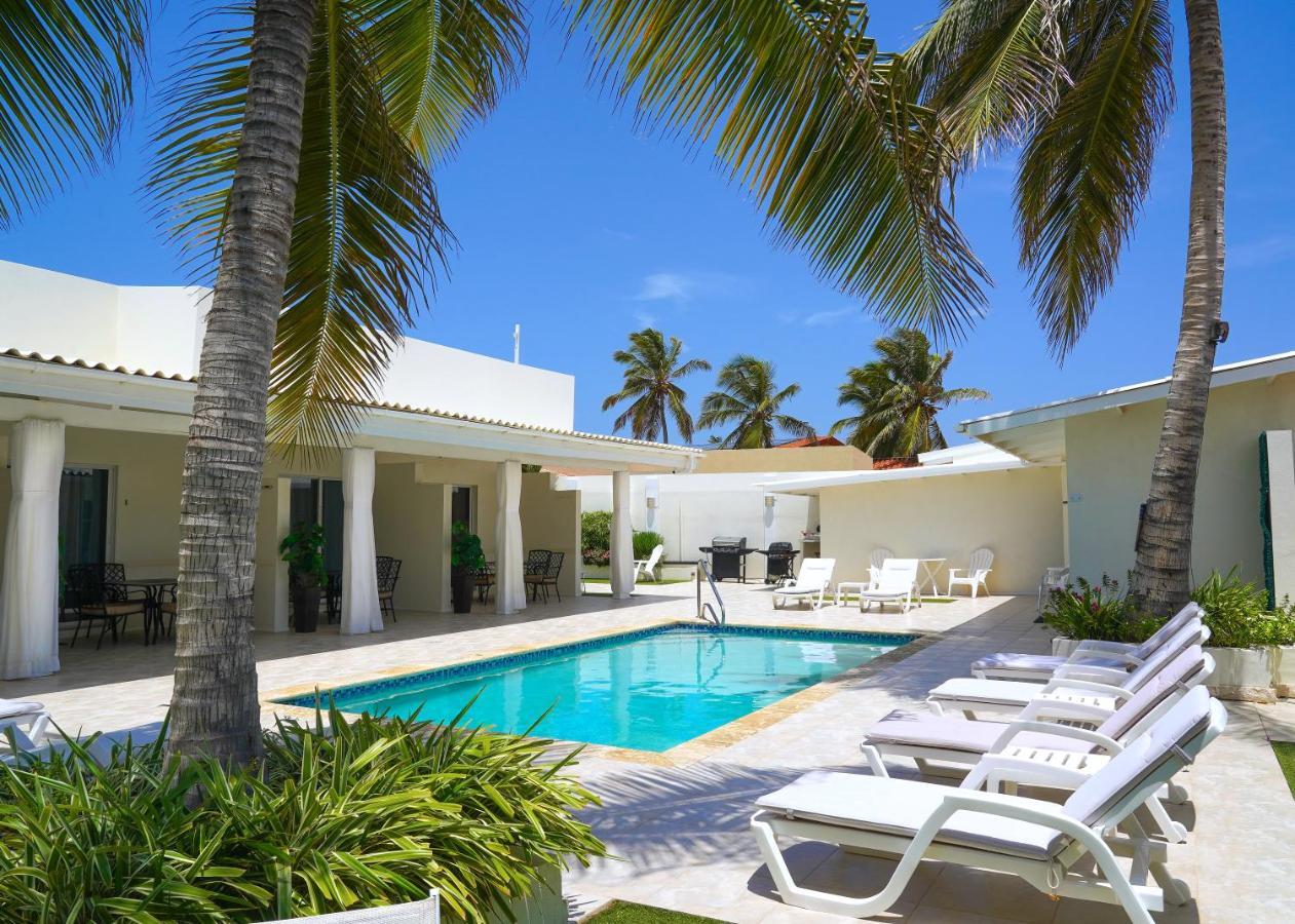 Yoyita Suites Aruba Villa 棕榈滩 外观 照片